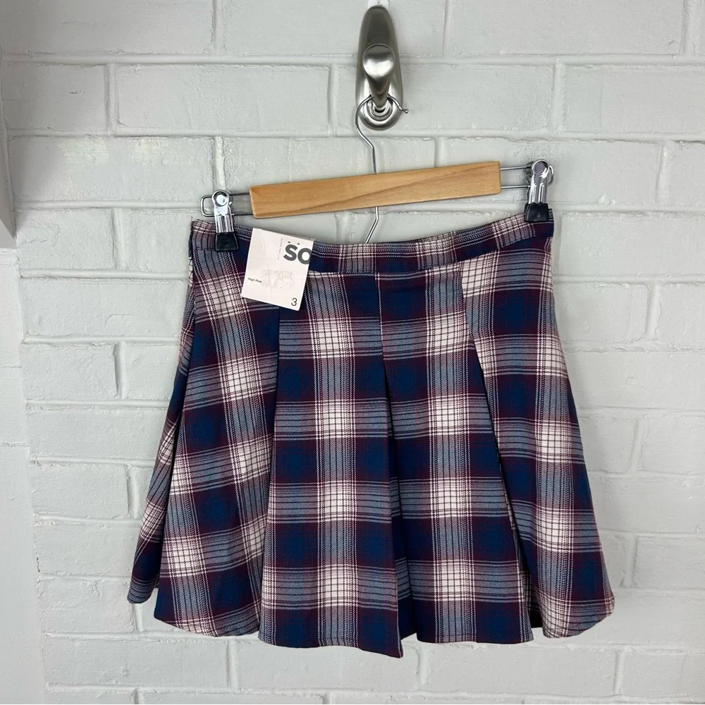 NWT SO Plaid Pleated Mini Skirt Size 3
